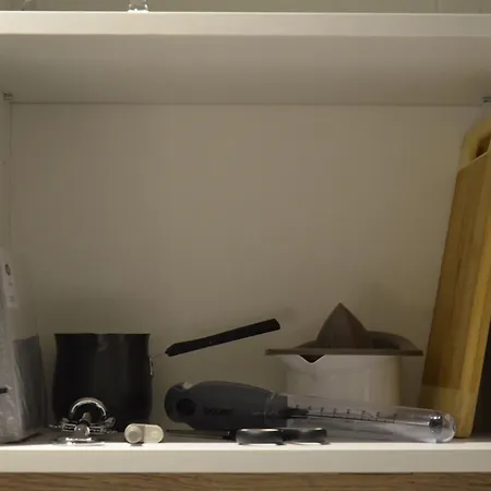 Apartment Waterfront Retreat With Garage And Balcony